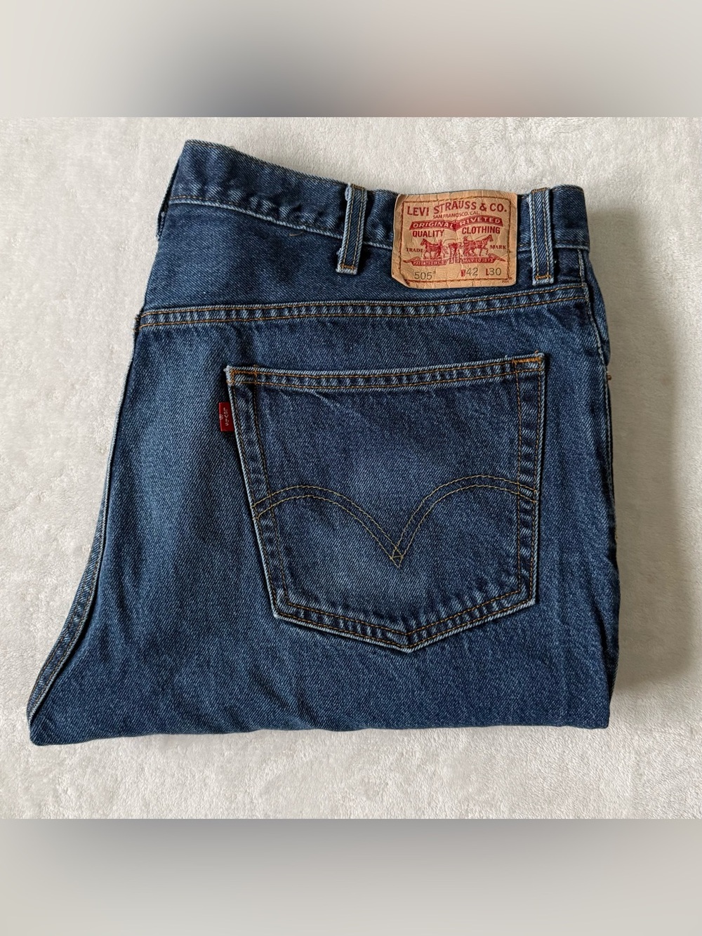 Levi's 505 Regular Fit Jeans W42 L30 Dark Wash Classic Straight
